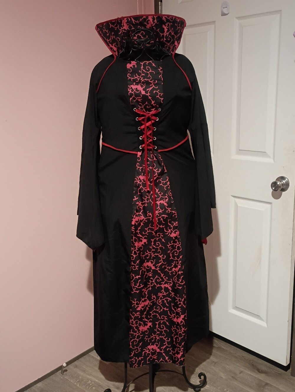 🌻 Women's Size Small Black And Red Victorian Vampire Costume Dress
